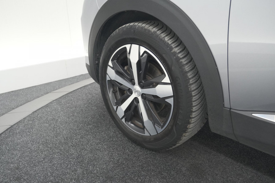 Peugeot 5008 PureTech 130 EAT8 GT | Panoramadak | 360 Camera | FOCAL® | Adaptieve Cruise Control