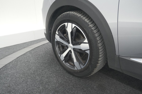 Peugeot 5008 PureTech 130 EAT8 GT | Panoramadak | 360 Camera | FOCAL® | Adaptieve Cruise Control