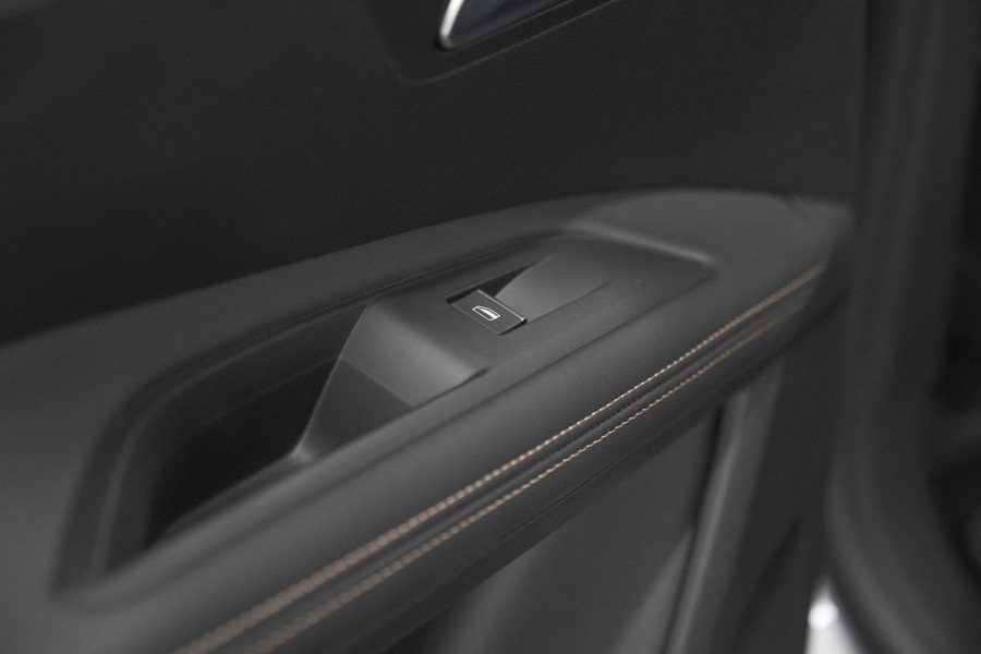 Peugeot 5008 PureTech 130 EAT8 GT | Panoramadak | 360 Camera | FOCAL® | Adaptieve Cruise Control