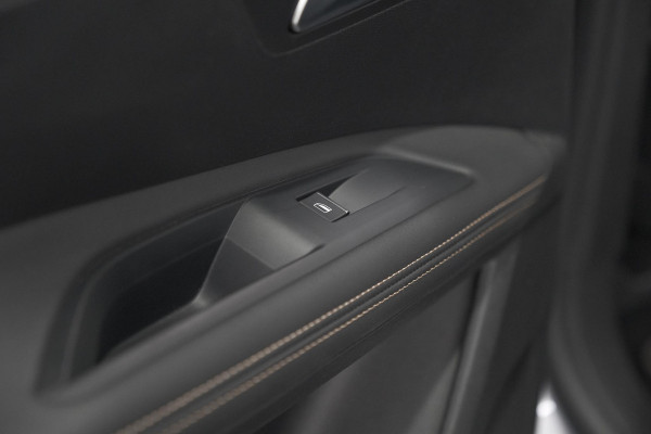 Peugeot 5008 PureTech 130 EAT8 GT | Panoramadak | 360 Camera | FOCAL® | Adaptieve Cruise Control