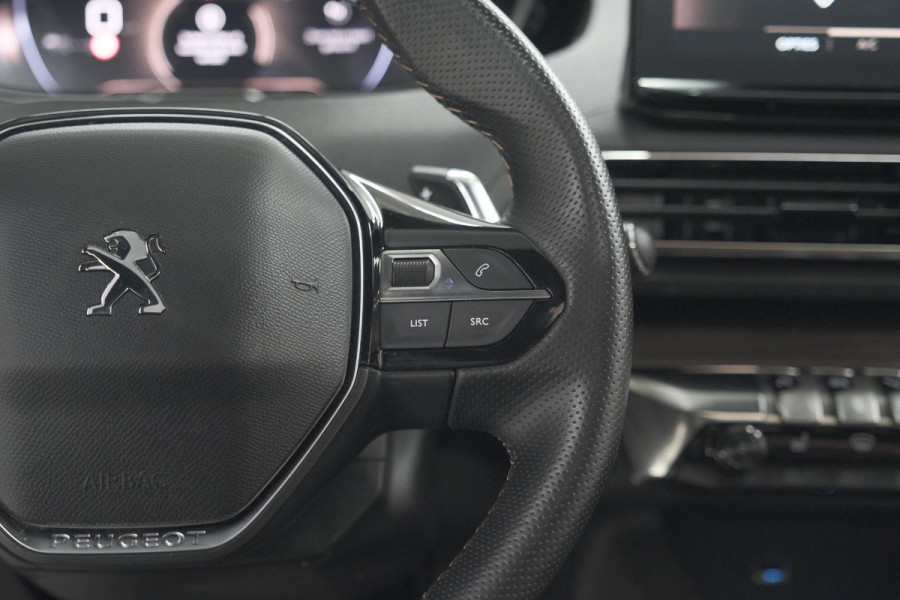 Peugeot 5008 PureTech 130 EAT8 GT | Panoramadak | 360 Camera | FOCAL® | Adaptieve Cruise Control