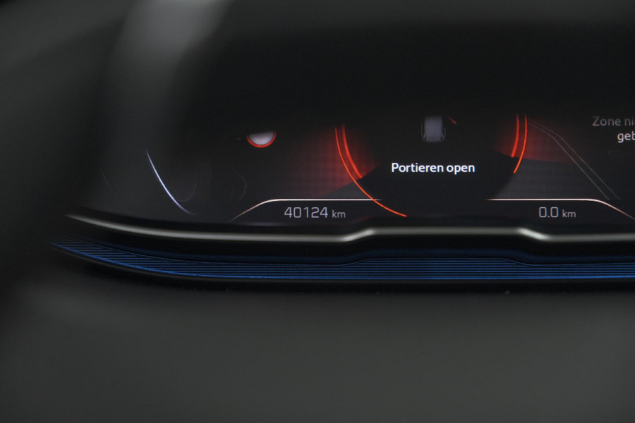 Peugeot 5008 PureTech 130 EAT8 GT | Panoramadak | 360 Camera | FOCAL® | Adaptieve Cruise Control