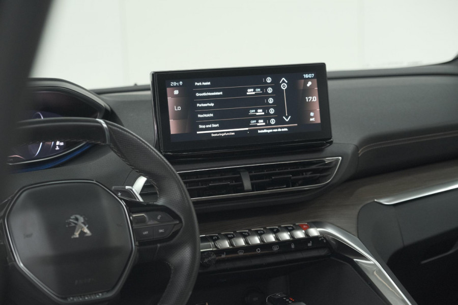 Peugeot 5008 PureTech 130 EAT8 GT | Panoramadak | 360 Camera | FOCAL® | Adaptieve Cruise Control
