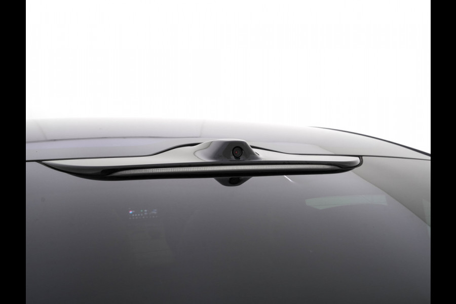 NIO eT7 100 kWh AWD (Rent-Battery)  [ 3-Fase ] (INCL-BTW) Aut. *PANO | HEAD-UP | LUXURY-LEATHER | FULL-LED | ADAPTIVE-CRUISE | MEMORY-PACK | KEYLESS | HEATED-COMFORTSEATS | TOPVIEW | AIR-SUSPENSION | AMBIENT LIGHT | TOWBAR | 20"ALU*