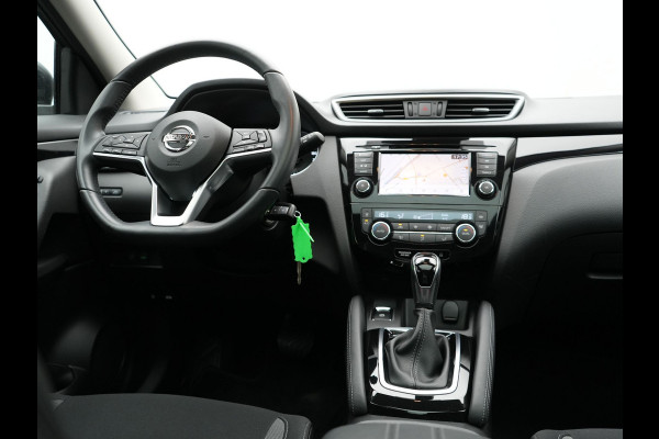 Nissan QASHQAI 1.3 DIG-T N-Connecta Automaat 160pk Dealer O.H. | Panodak | L.M. 18" | Navigatie | Apple Carplay | Camera | Stoelverwarming | Cruise Control | Climate Control |