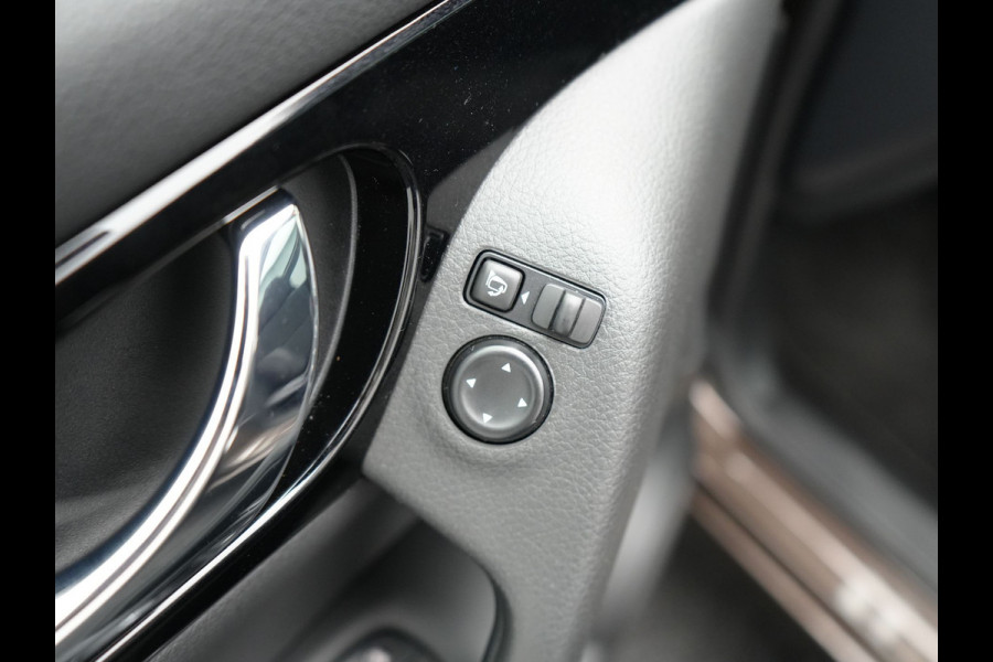 Nissan QASHQAI 1.3 DIG-T N-Connecta Automaat 160pk Dealer O.H. | Panodak | L.M. 18" | Navigatie | Apple Carplay | Camera | Stoelverwarming | Cruise Control | Climate Control |