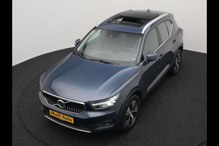 Volvo XC40 T4 Recharge Inscription Plug In Hybrid 211pk PHEV | Panodak | Trekhaak af Fabriek | Navigatie | Cruise Control | Camera | Apple Carplay | Climate Control | Virtual | DAB |