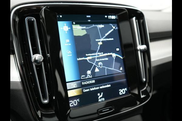 Volvo XC40 T4 Recharge Inscription Plug In Hybrid 211pk PHEV | Panodak | Trekhaak af Fabriek | Navigatie | Cruise Control | Camera | Apple Carplay | Climate Control | Virtual | DAB |