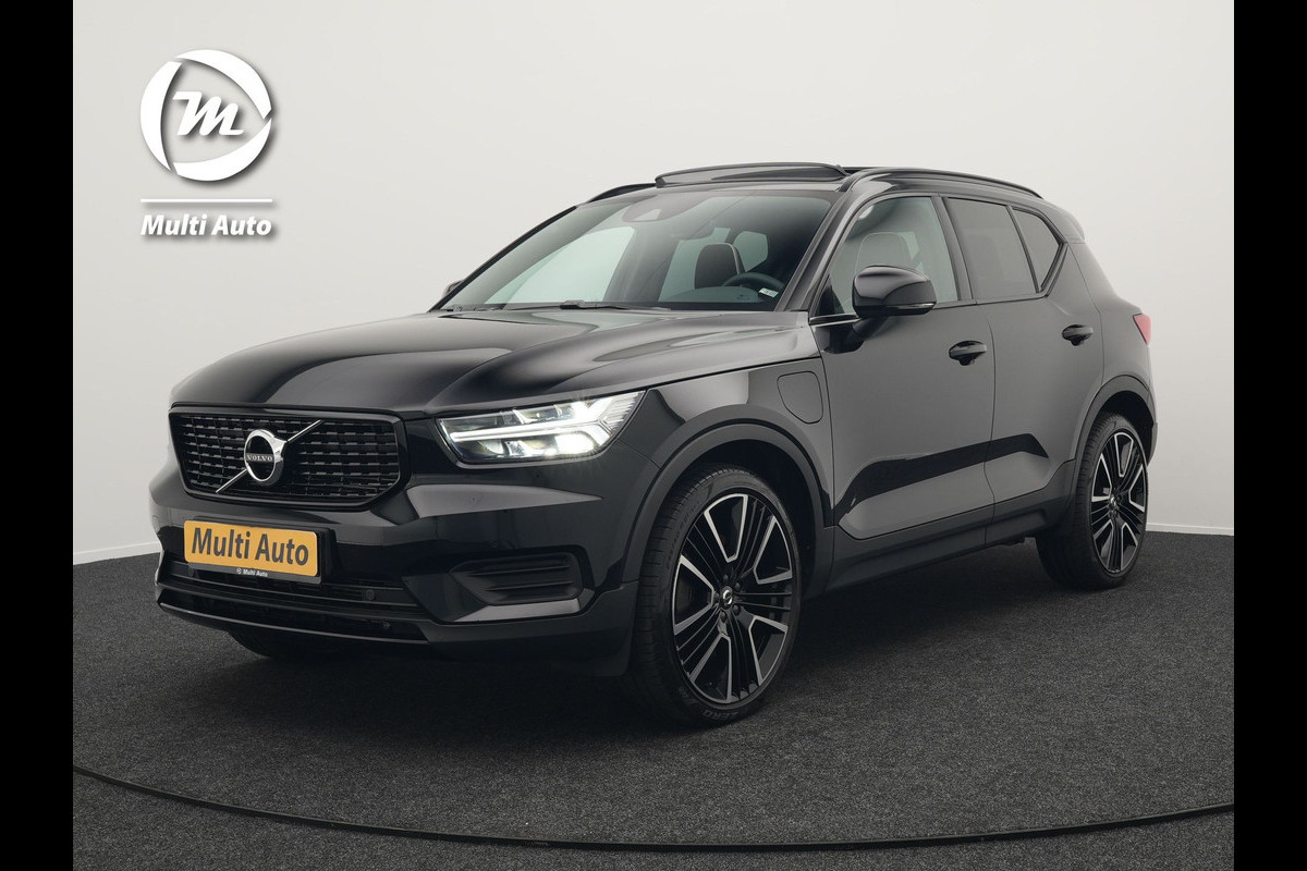 Volvo XC40 T4 Recharge R-Design Plug In hybrid 211pk Dealer O.H PHEV | Panodak | Leder Alcantara Sportstoelen Memory & Verwarmd | Camera | Cruise Control | Apple Carplay | DAB | Virtual |