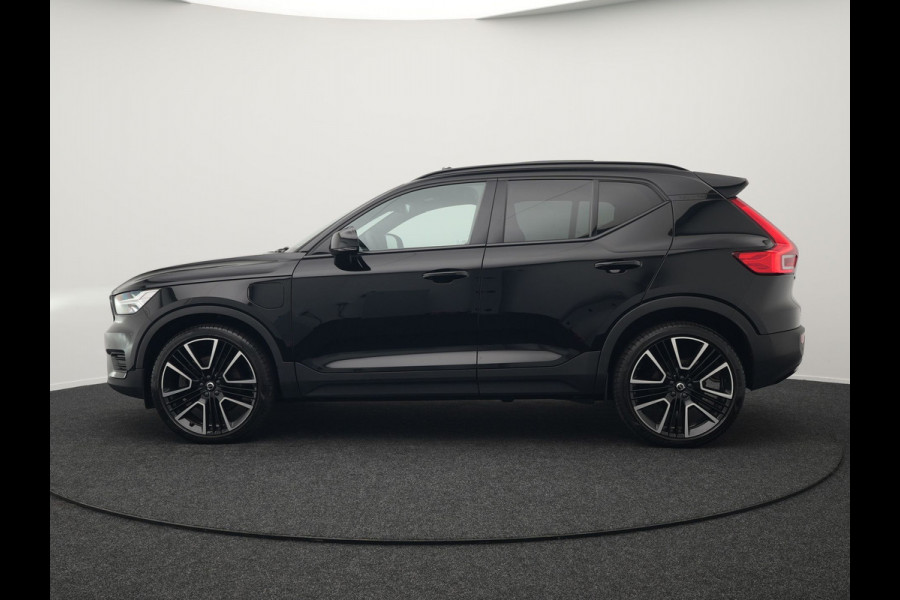 Volvo XC40 T4 Recharge R-Design Plug In hybrid 211pk Dealer O.H PHEV | Panodak | Leder Alcantara Sportstoelen Memory & Verwarmd | Camera | Cruise Control | Apple Carplay | DAB | Virtual |