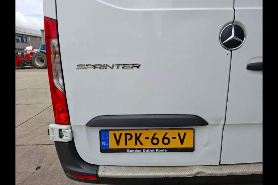 Mercedes-Benz Sprinter 315 1.9 CDI L4H3 RWD AUTOMAAT / AIRCO / CRUISE CONTROLE / TREKHAAK / NAVI