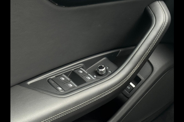 Audi A4 Avant 2.0 TFSI 252 pk MHEV Sport S line black edition, vele opties,camera, elect. trekhaak, digitaal cocpit, cam
