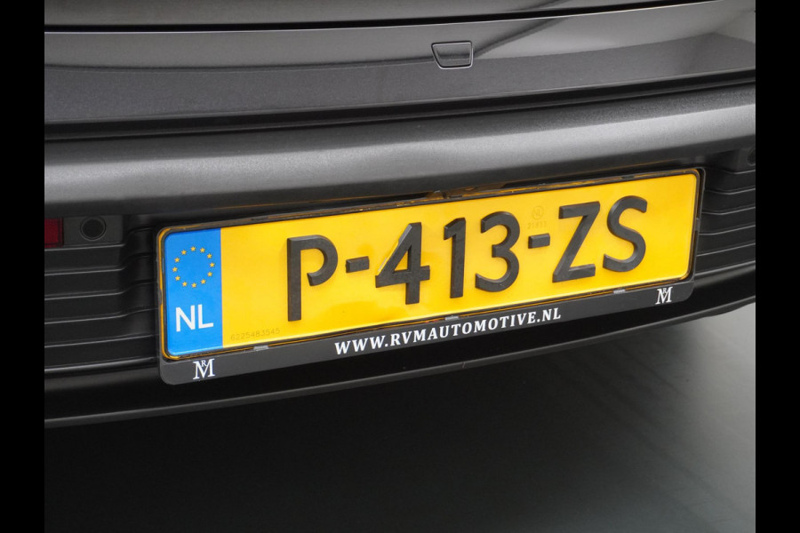 Porsche Taycan Sport Turismo 83 kWh DEALER ONDERHOUDEN | SPORTCHRONO | 14WEGS COMFORSTOELEN