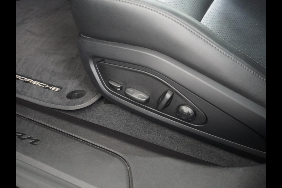 Porsche Taycan Sport Turismo 83 kWh DEALER ONDERHOUDEN | SPORTCHRONO | 14WEGS COMFORSTOELEN