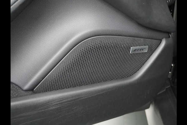 Porsche Taycan Sport Turismo 83 kWh DEALER ONDERHOUDEN | SPORTCHRONO | 14WEGS COMFORSTOELEN