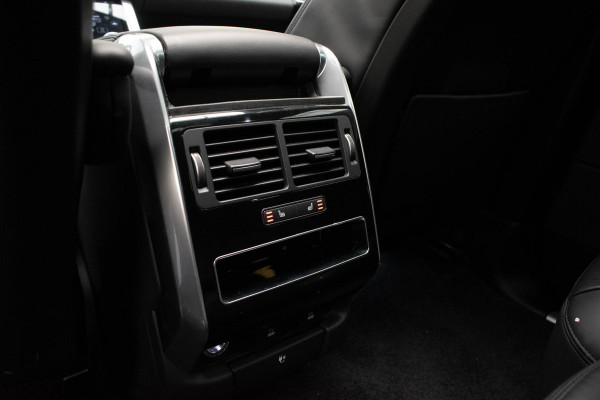 Land Rover Range Rover Sport P400e HSE Dynamic Stealth |Pano|Head Up|Luchtvering|Koelkast|TV/Entertainment schermen