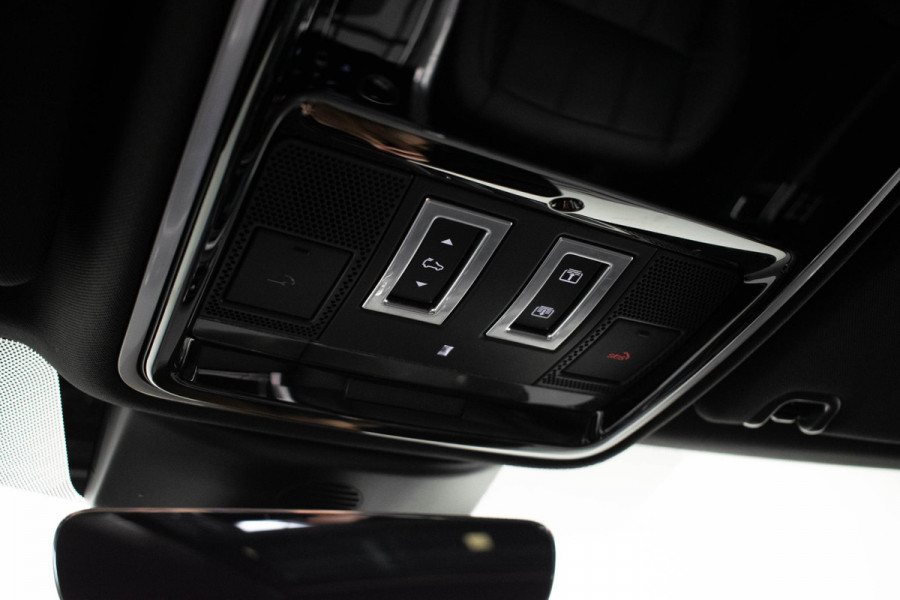Land Rover Range Rover Sport P400e HSE Dynamic Stealth |Pano|Head Up|Luchtvering|Koelkast|TV/Entertainment schermen