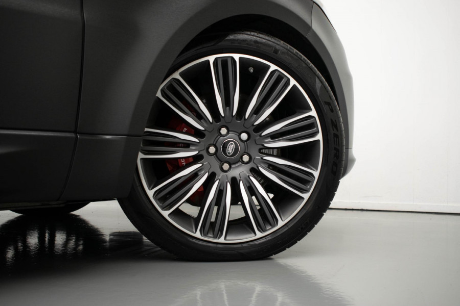 Land Rover Range Rover Sport P400e HSE Dynamic Stealth |Pano|Head Up|Luchtvering|Koelkast|TV/Entertainment schermen