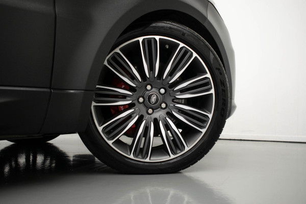 Land Rover Range Rover Sport P400e HSE Dynamic Stealth |Pano|Head Up|Luchtvering|Koelkast|TV/Entertainment schermen