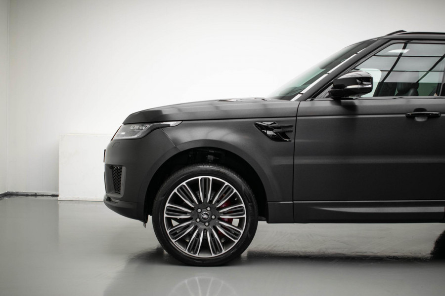 Land Rover Range Rover Sport P400e HSE Dynamic Stealth |Pano|Head Up|Luchtvering|Koelkast|TV/Entertainment schermen