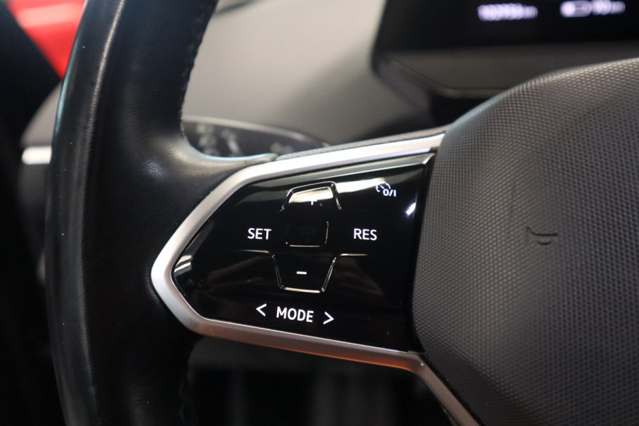 Volkswagen ID.4 First 77 kWh Adaptive-Cruise Sfeerverlichting Trekhaak