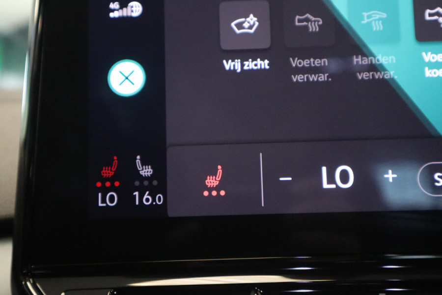 Volkswagen ID.4 First 77 kWh Adaptive-Cruise Sfeerverlichting Trekhaak