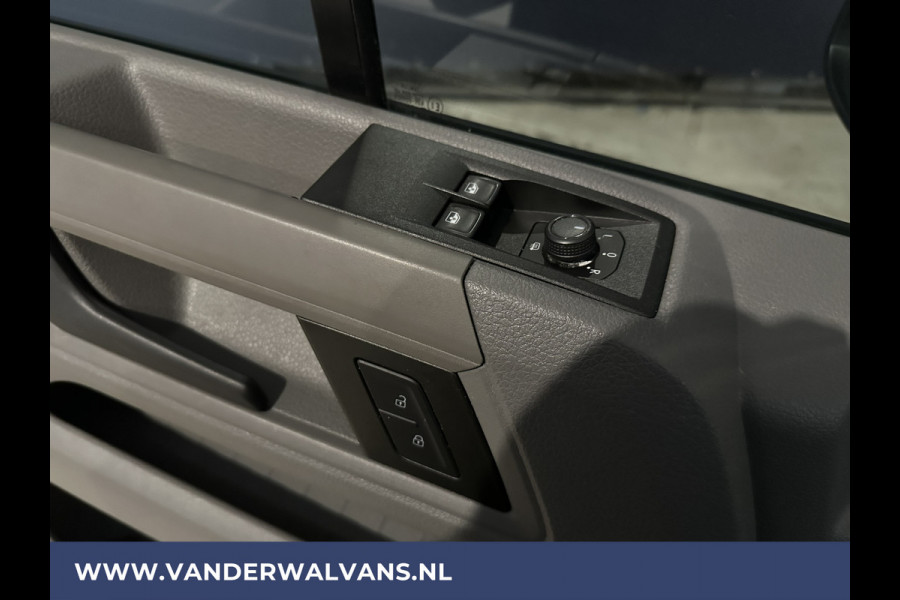 Volkswagen Crafter 2.0 TDI 141pk L3H3 L2H2 Euro6 Airco | Camera | Apple Carplay | Cruisecontrol Android Auto