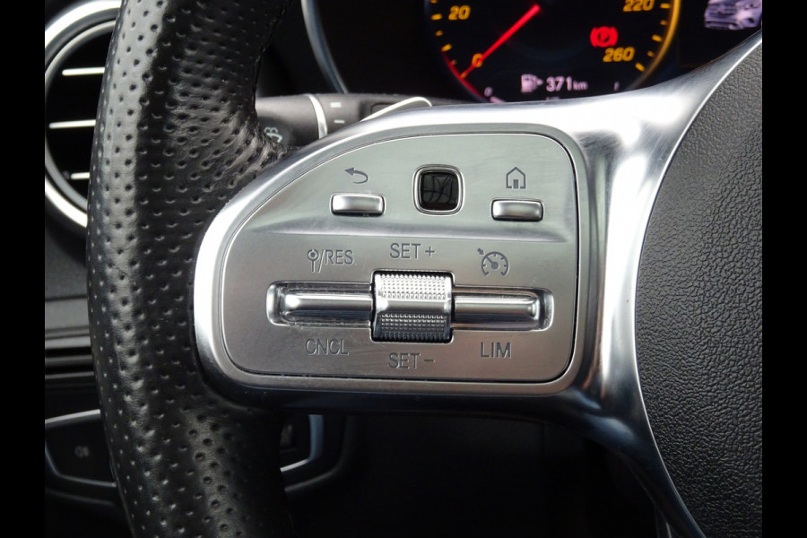 Mercedes-Benz GLC 300de 4MATIC Business Solution AMG * PANORAMADAK !!