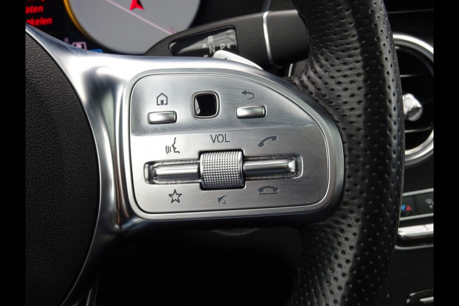 Mercedes-Benz GLC 300de 4MATIC Business Solution AMG * PANORAMADAK !!
