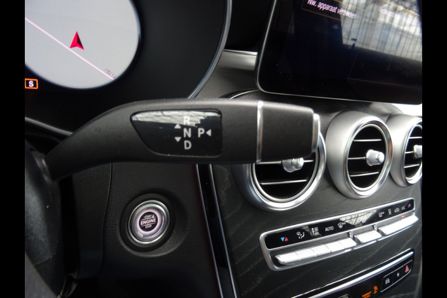 Mercedes-Benz GLC 300de 4MATIC Business Solution AMG * PANORAMADAK !!