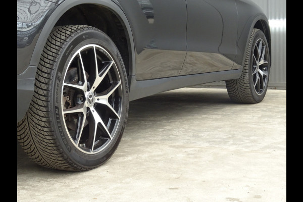 Mercedes-Benz GLC 300de 4MATIC Business Solution AMG * PANORAMADAK !!