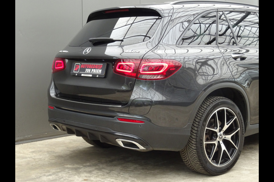 Mercedes-Benz GLC 300de 4MATIC Business Solution AMG * PANORAMADAK !!