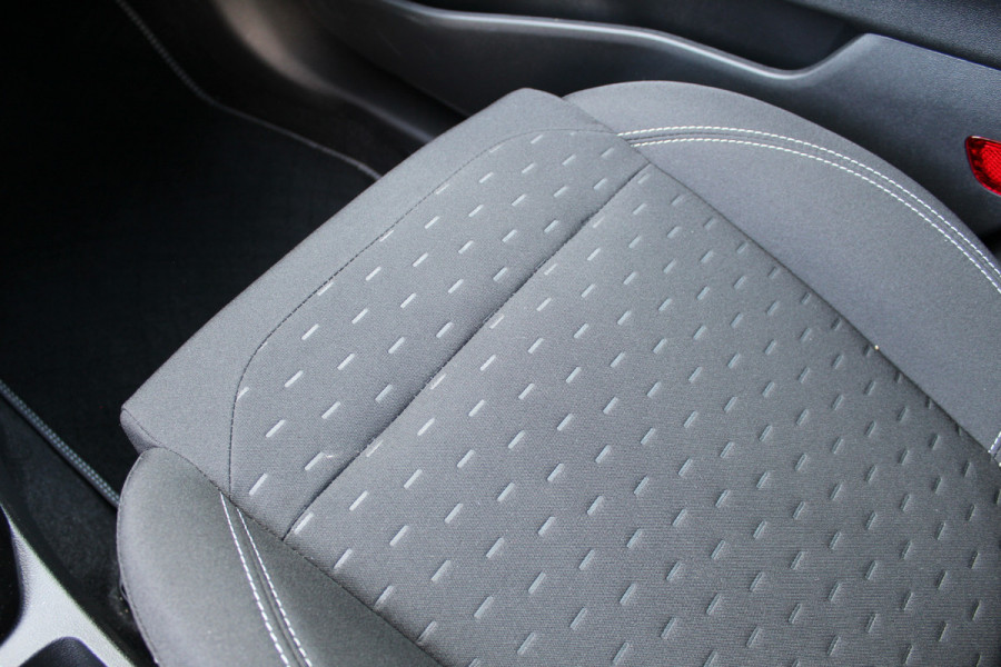 Ford Puma 1.0 EcoBoost Hybrid 125PK Titanium | Trekhaak | 360 Camera |  BLIS | Navigatie | Winterpack