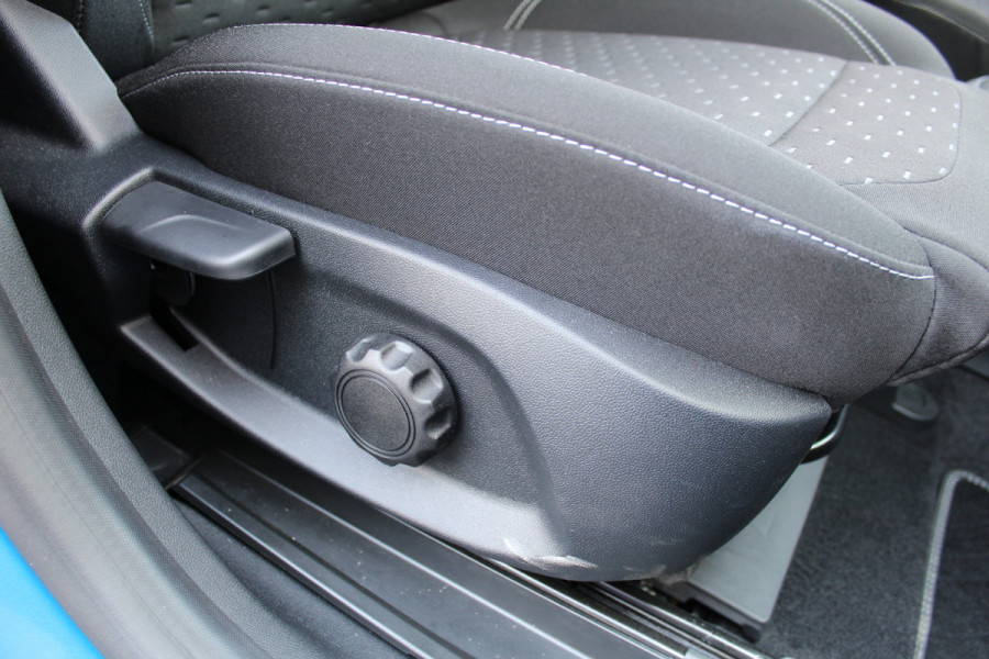 Ford Puma 1.0 EcoBoost Hybrid 125PK Titanium | Trekhaak | 360 Camera |  BLIS | Navigatie | Winterpack