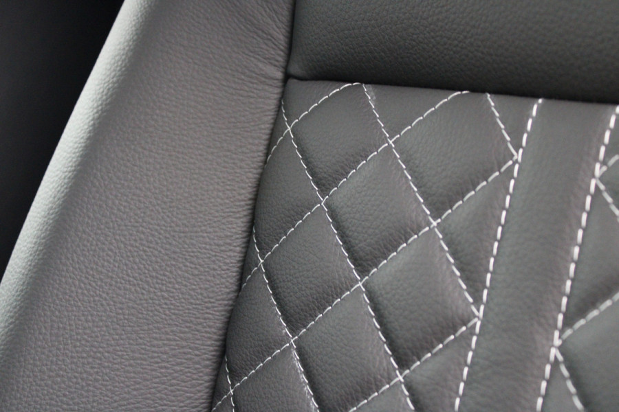 Volkswagen Caddy Cargo Maxi 2.0 TDI 102pk - Trekhaak - Leder - Carplay - LED Koplampen - Camera - Lane Assist - Verlaagd - Rijklaar
