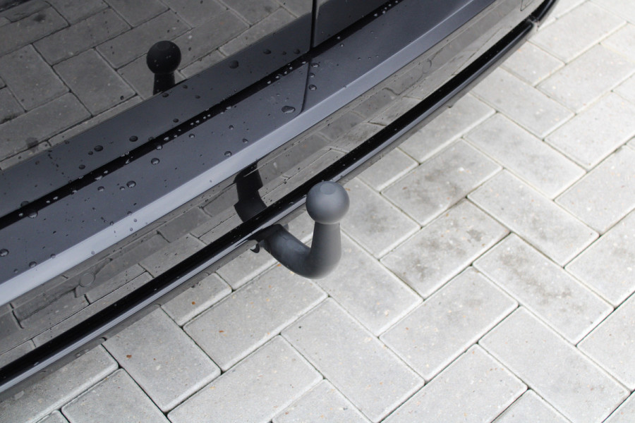 Volkswagen Caddy Cargo Maxi 2.0 TDI 102pk - Trekhaak - Leder - Carplay - LED Koplampen - Camera - Lane Assist - Verlaagd - Rijklaar