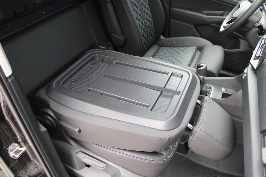 Volkswagen Caddy Cargo Maxi 2.0 TDI 102pk - Trekhaak - Leder - Carplay - LED Koplampen - Camera - Lane Assist - Verlaagd - Rijklaar
