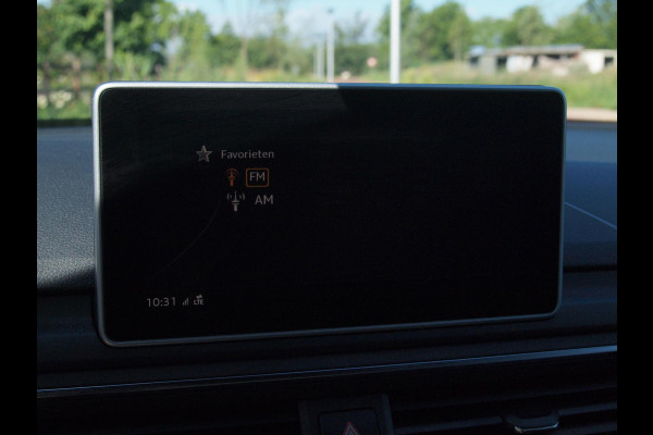 Audi A4 Avant 1.4 TFSI Sport S line black edition | Camera | Sfeerverlichting | Cruise Control | Automaat |