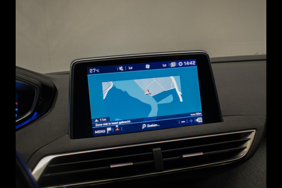 Peugeot 3008 1.2 PureTech Allure Sport (APPLE CARPLAY,NAVI,LED,XENON,SFEER VERLICHTING,LEDER,CRUISE,CLIMATE,PDC,CAMERA,NETTESTAAT)