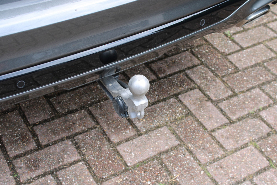 Ford Kuga 2.5 PHEV ST-Line X | Facelift | Panoramadak | Head-up | BLIS | Winterpack | Trekhaak | B&O | AGR