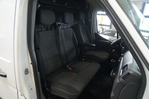 Opel Movano 2.3 TURBO 150 PK L2H2 + 2500 KG TREKHAAK / CAMERA / CARPLAY / NAVIGATIE