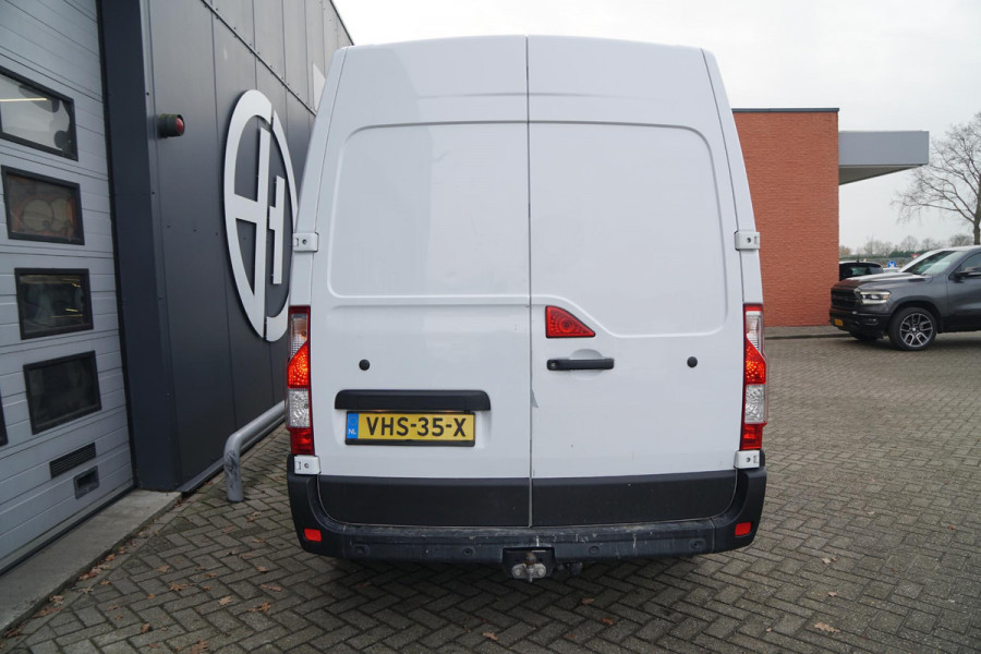 Opel Movano 2.3 TURBO 150 PK L2H2 + 2500 KG TREKHAAK / CAMERA / CARPLAY / NAVIGATIE