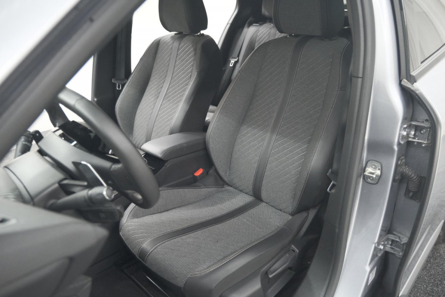 Peugeot 2008 Hybrid 136 e-DSC6 Allure | 360 Camera | Adaptieve Cruise Control | Dodehoekdetectie | Navigatie