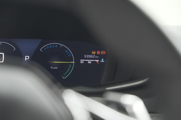 Peugeot 2008 Hybrid 136 e-DSC6 Allure | 360 Camera | Adaptieve Cruise Control | Dodehoekdetectie | Navigatie