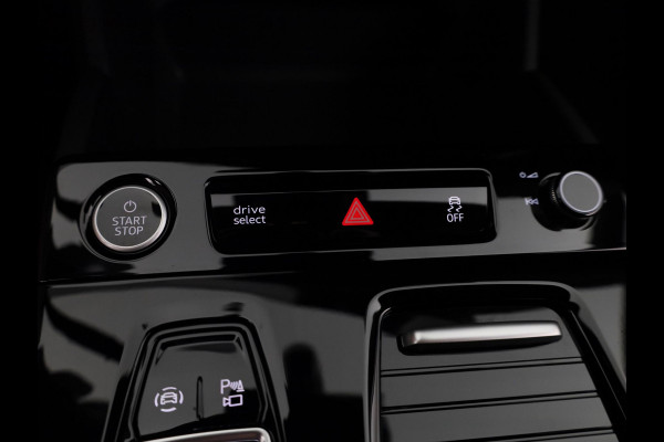 Audi A6 Sportback e-tron S edition performance 100 kWh 367pk | Tech plus pakket | 21 inch Lichtmetalen velgen | S line interieur | Winterpakket