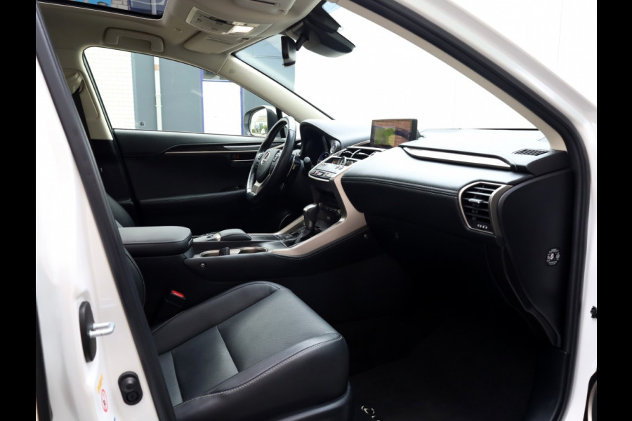 Lexus NX 300h AWD President Line | Mark Levinson | Panoramadak | Head-up