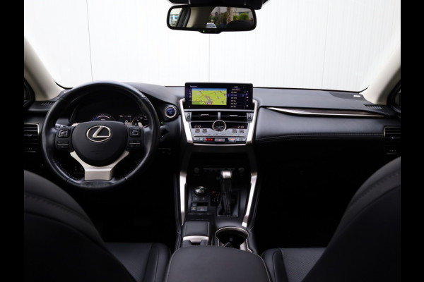 Lexus NX 300h AWD President Line | Mark Levinson | Panoramadak | Head-up