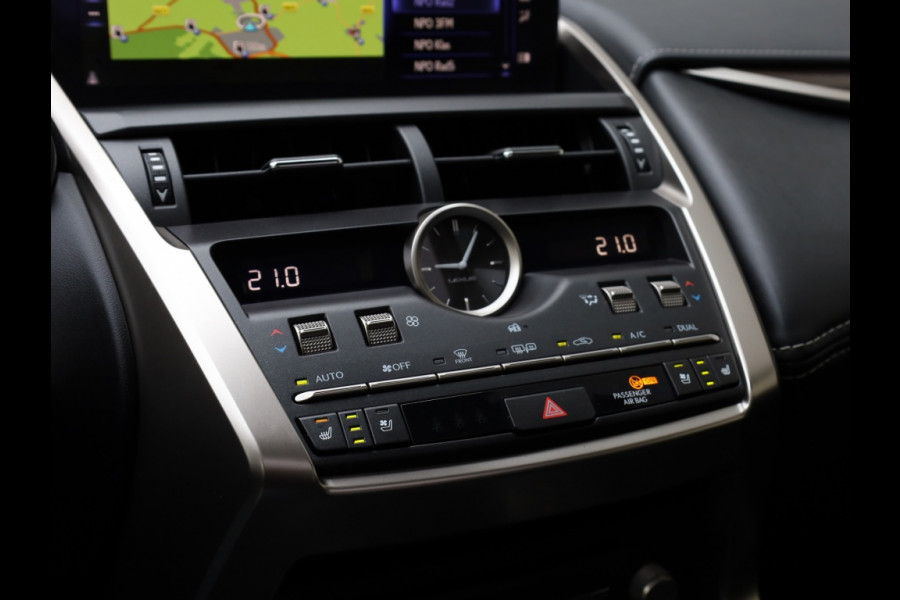 Lexus NX 300h AWD President Line | Mark Levinson | Panoramadak | Head-up