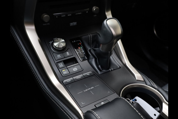 Lexus NX 300h AWD President Line | Mark Levinson | Panoramadak | Head-up