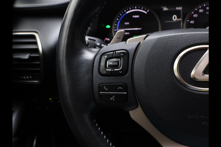 Lexus NX 300h AWD President Line | Mark Levinson | Panoramadak | Head-up